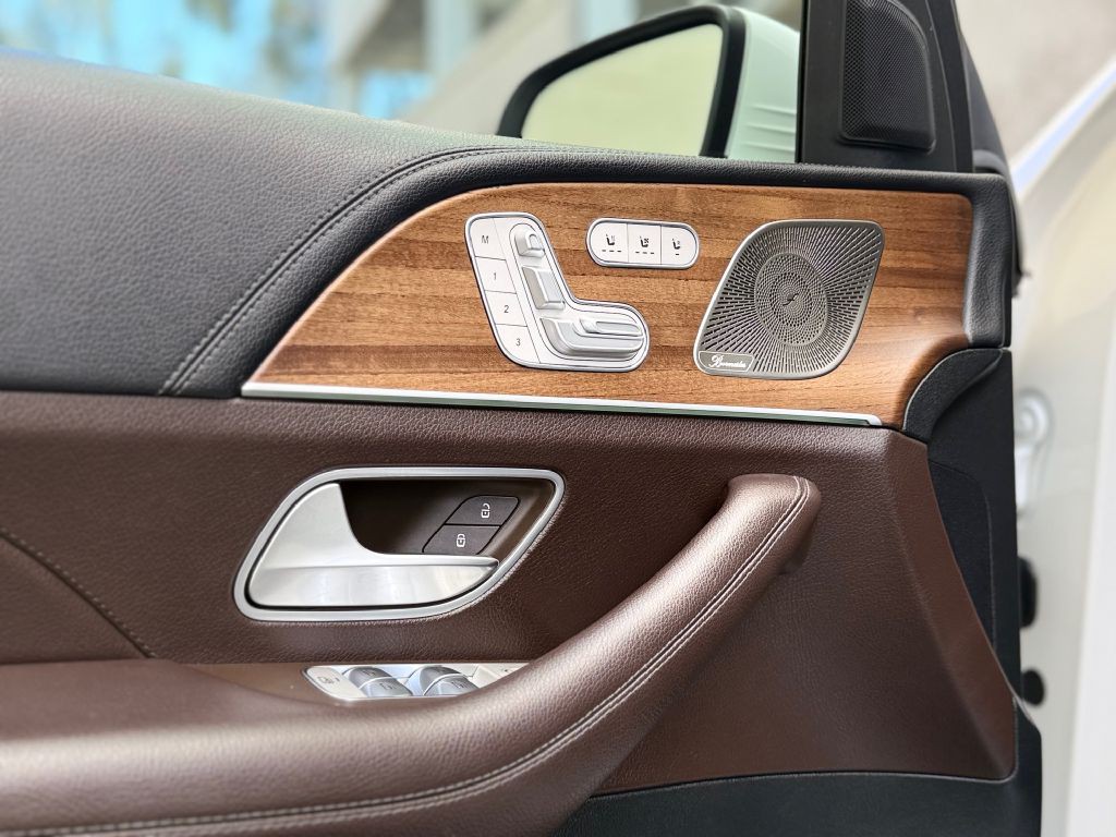 2021 Mercedes-Benz GLS-Class Image 17