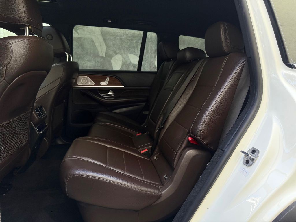 2021 Mercedes-Benz GLS-Class Image 24