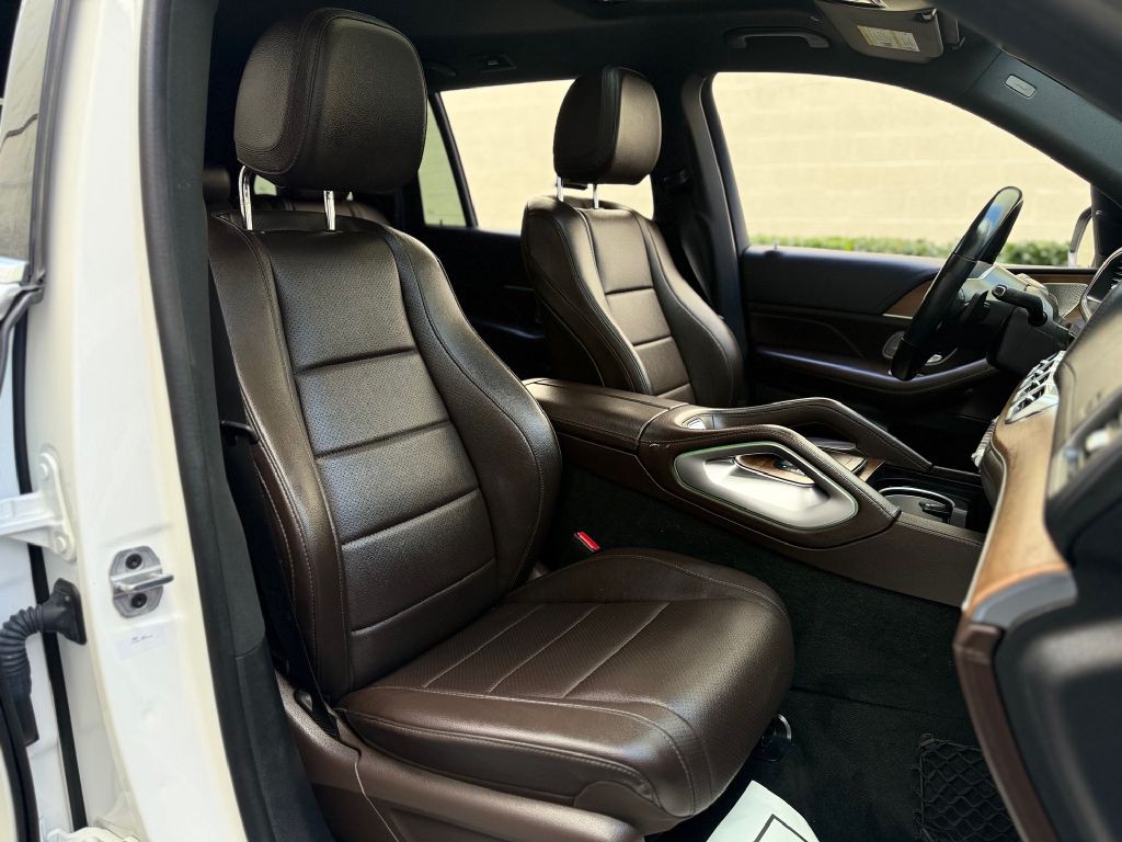 2021 Mercedes-Benz GLS-Class Image 30