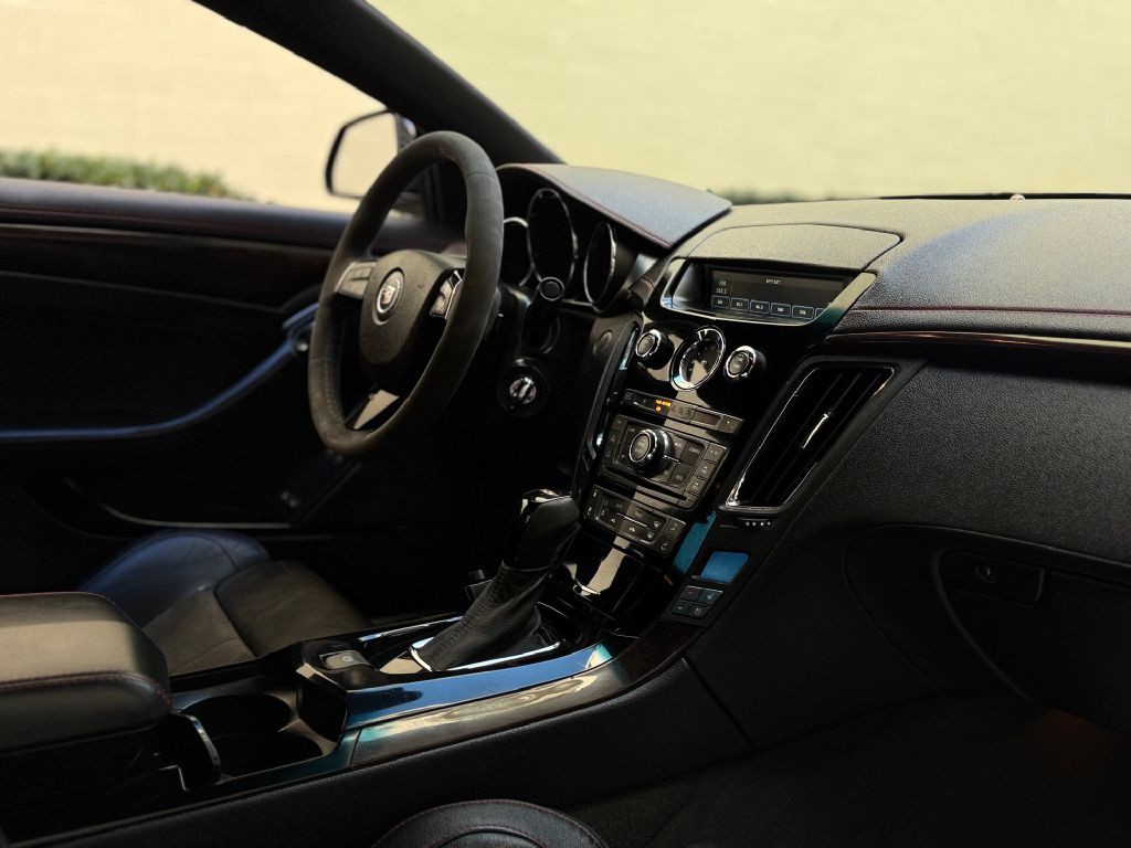 2015 Cadillac CTS Image 30