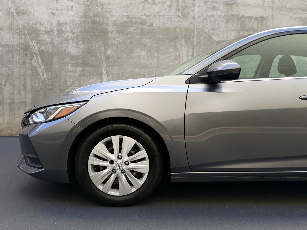 2020 Nissan Sentra Image 8