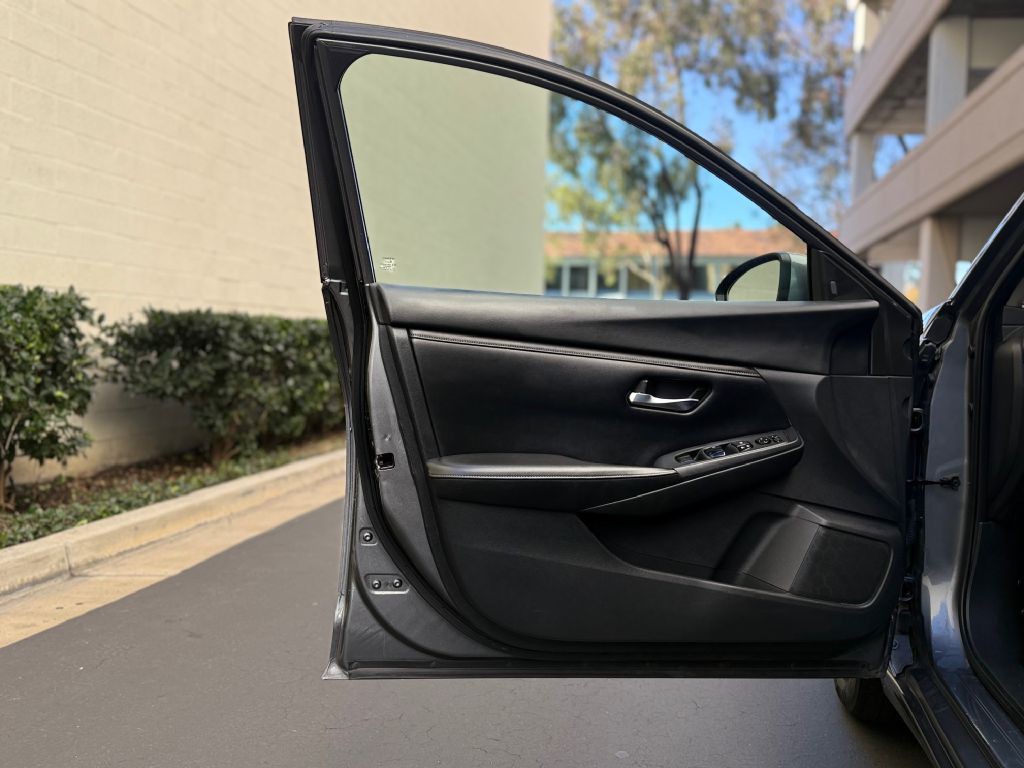 2020 Nissan Sentra Image 12