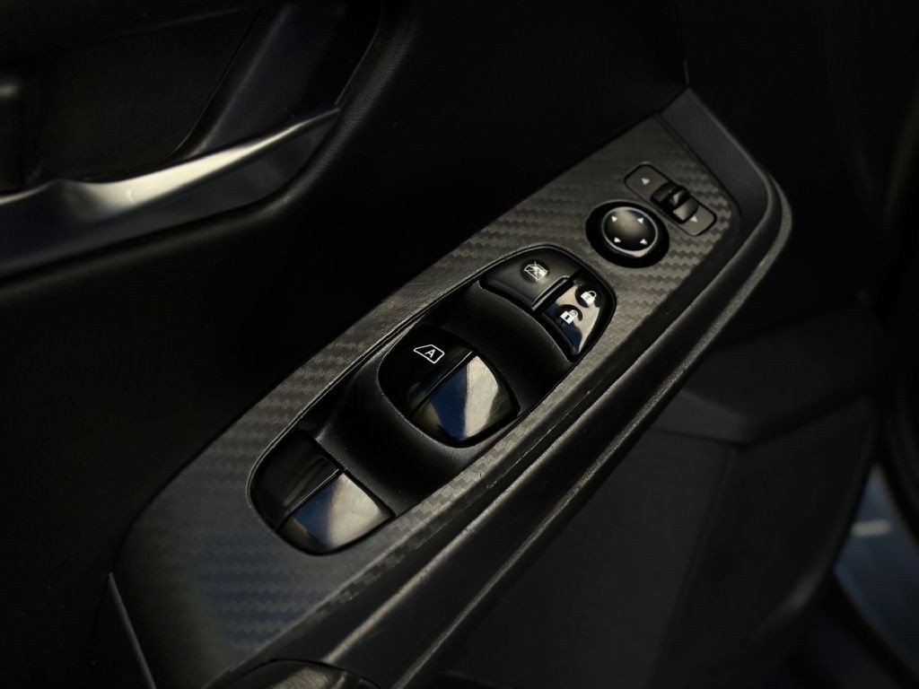 2020 Nissan Sentra Image 13