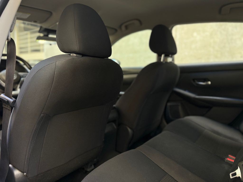 2020 Nissan Sentra Image 16