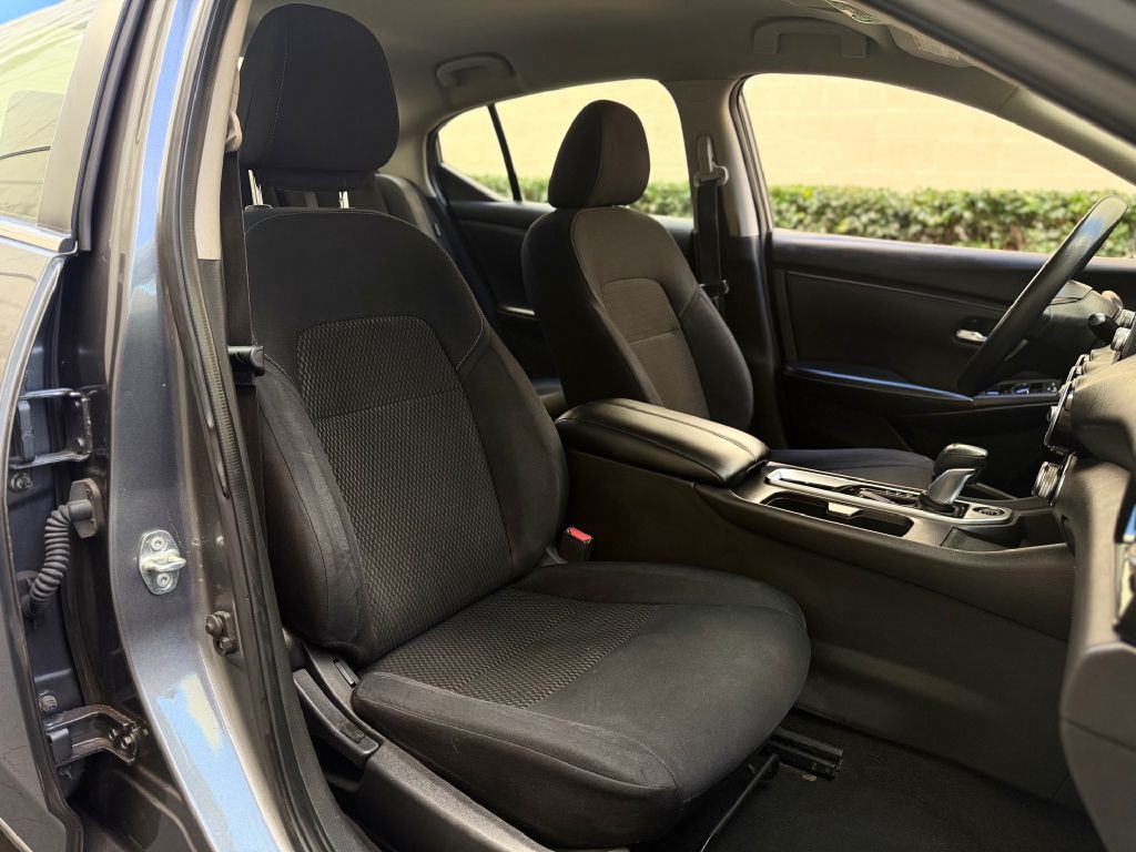 2020 Nissan Sentra Image 18