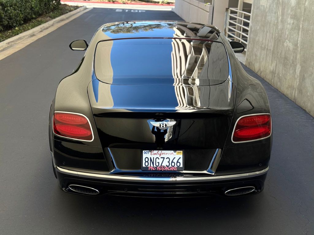 2016 Bentley Continental Image 12
