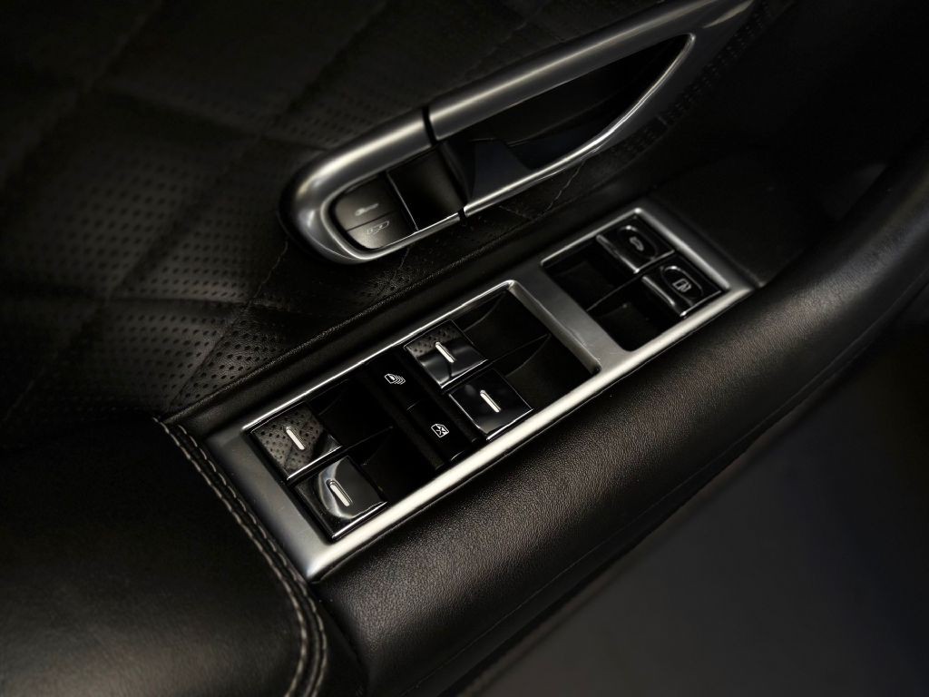 2016 Bentley Continental Image 20