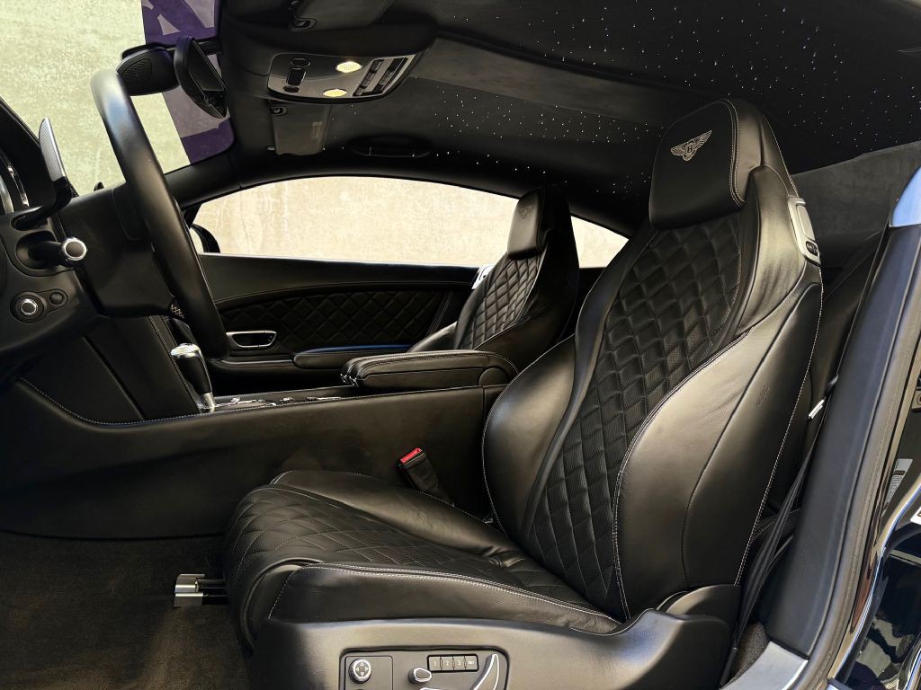 2016 Bentley Continental Image 21