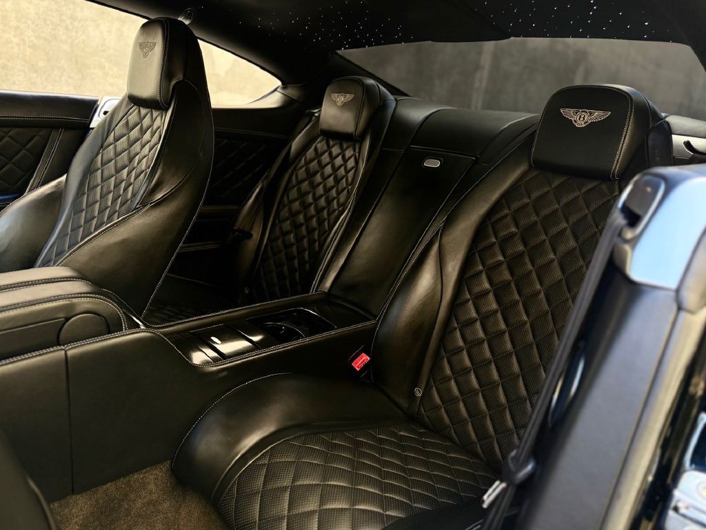2016 Bentley Continental Image 28