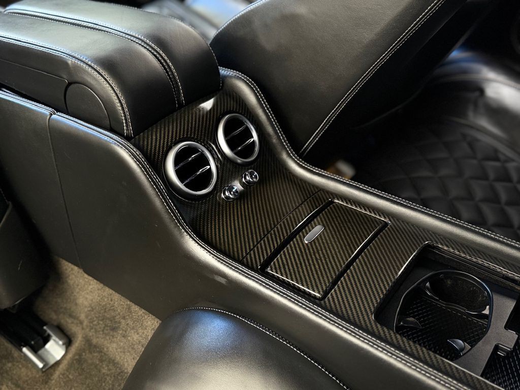 2016 Bentley Continental Image 31