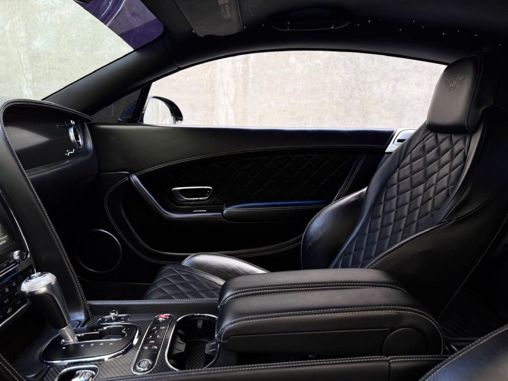 2016 Bentley Continental Image 34