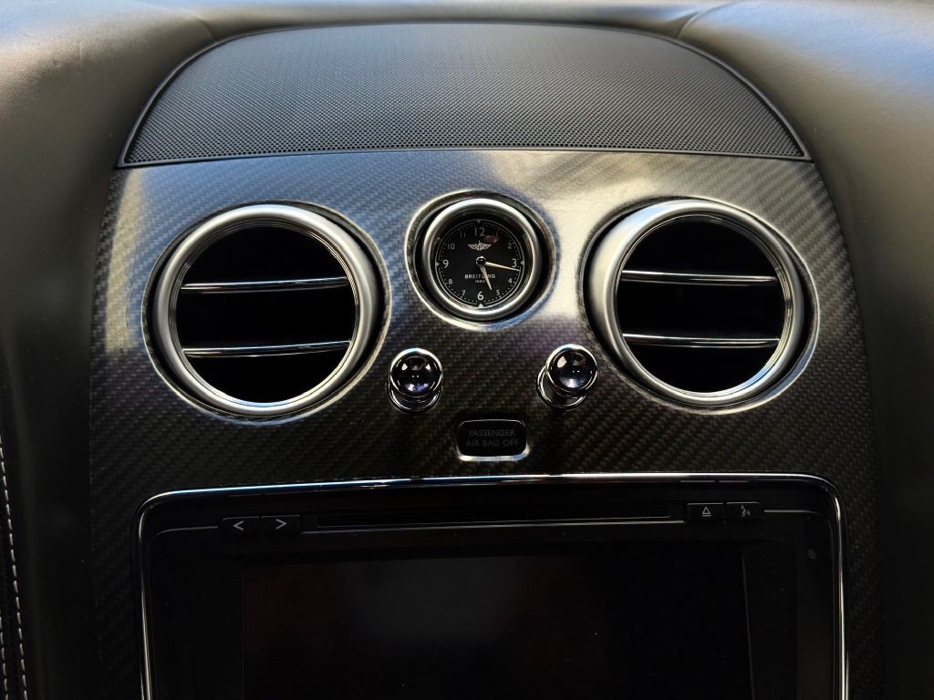 2016 Bentley Continental Image 47