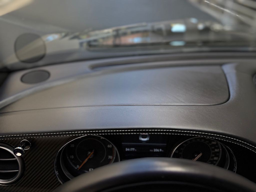 2016 Bentley Continental Image 48