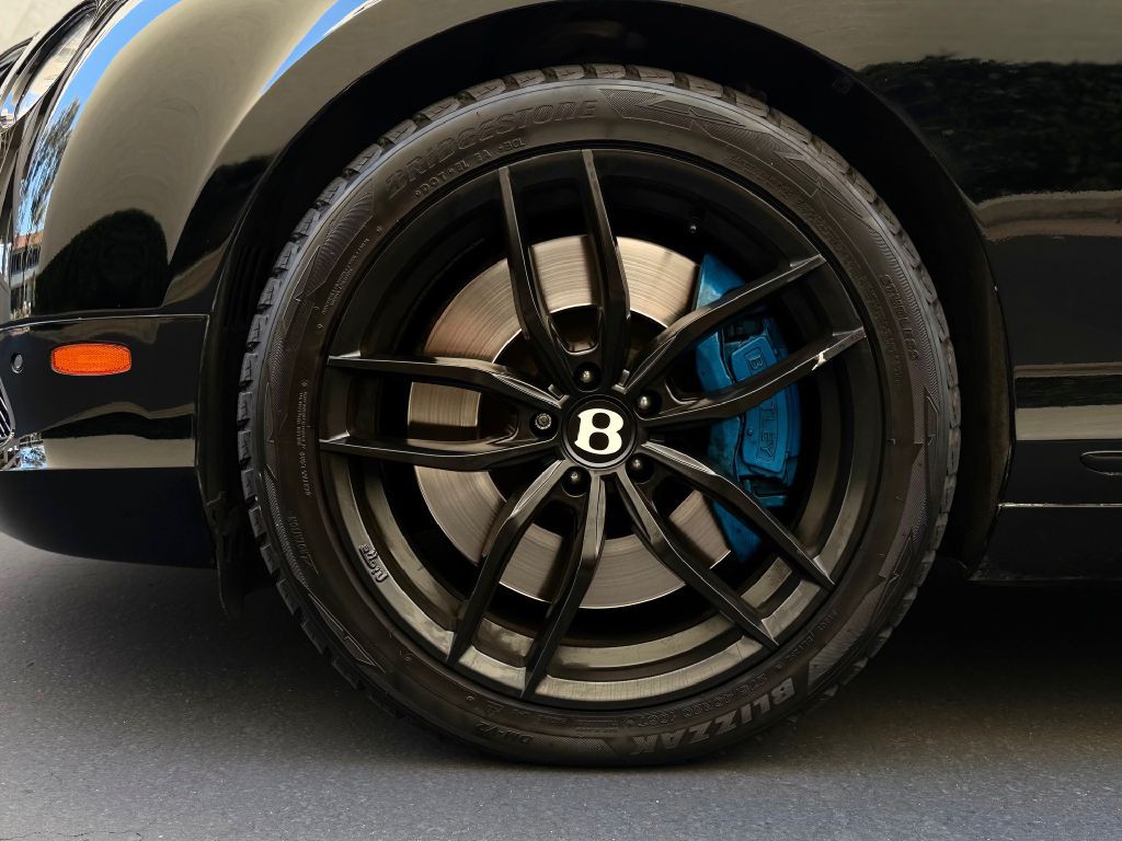 2013 Bentley Continental Image 14