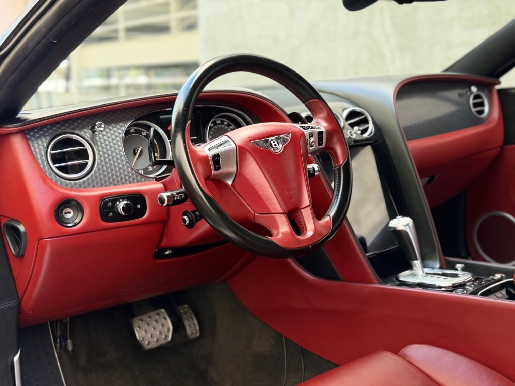 2013 Bentley Continental Image 38