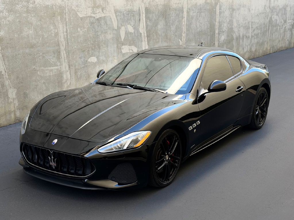 2018 Maserati GranTurismo Image 2