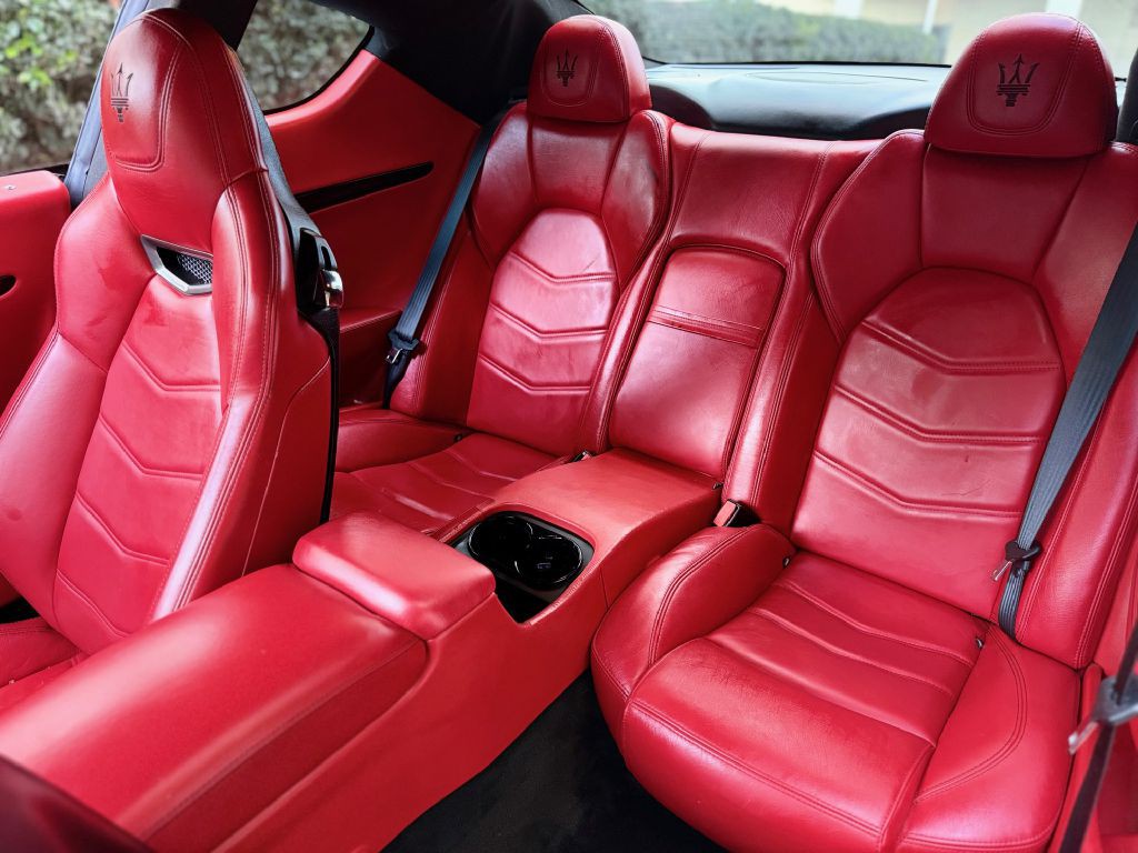 2018 Maserati GranTurismo Image 19