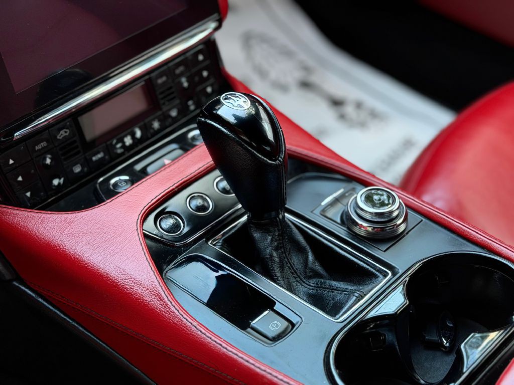 2018 Maserati GranTurismo Image 22