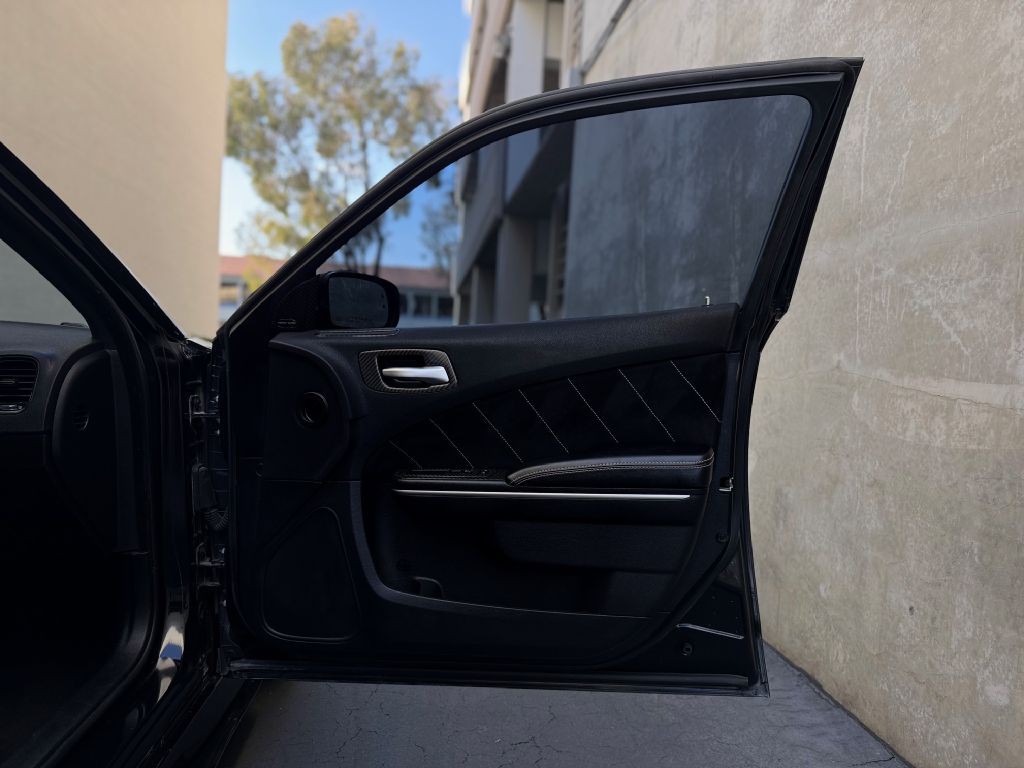 2012 Dodge Charger Image 21