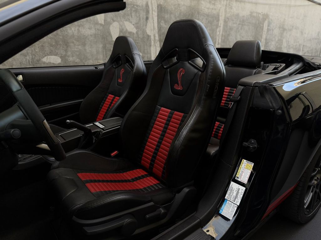 2013 Ford Mustang Image 12