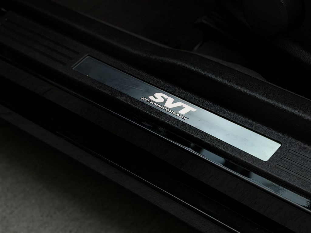 2013 Ford Mustang Image 21