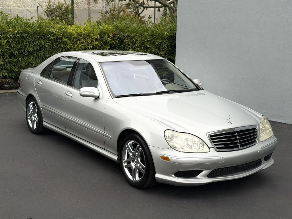 2006 Mercedes-Benz S-Class Image 2