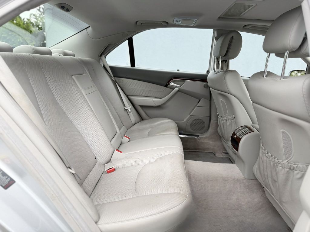 2006 Mercedes-Benz S-Class Image 22