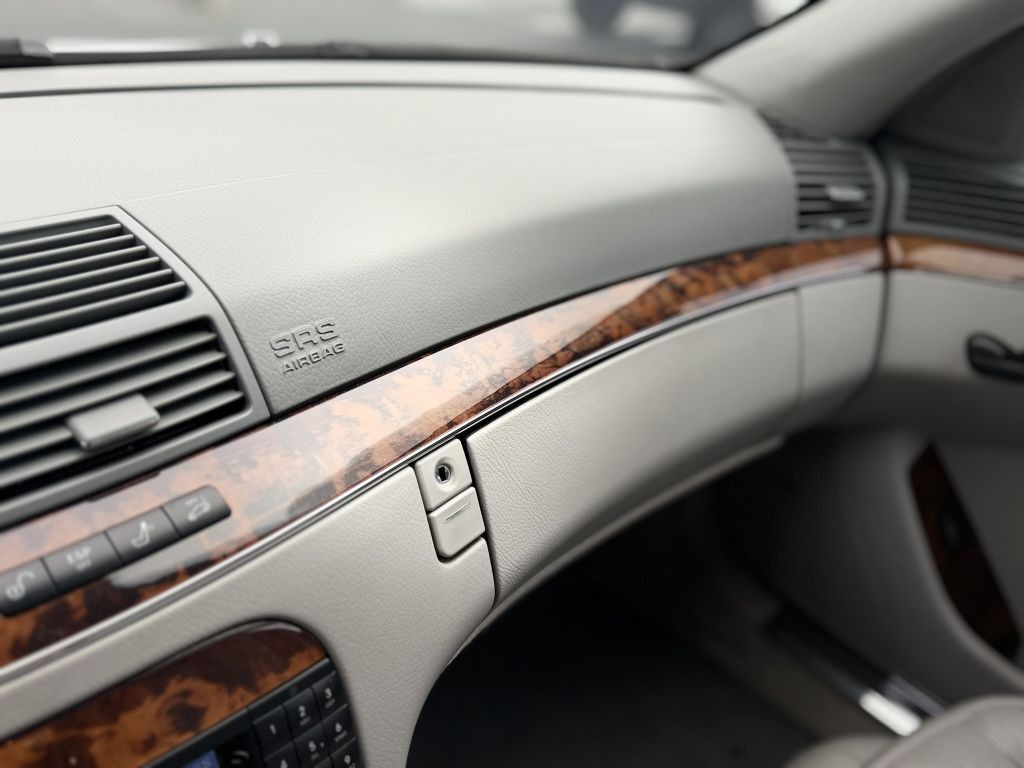 2006 Mercedes-Benz S-Class Image 32