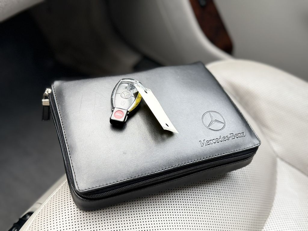 2006 Mercedes-Benz S-Class Image 33