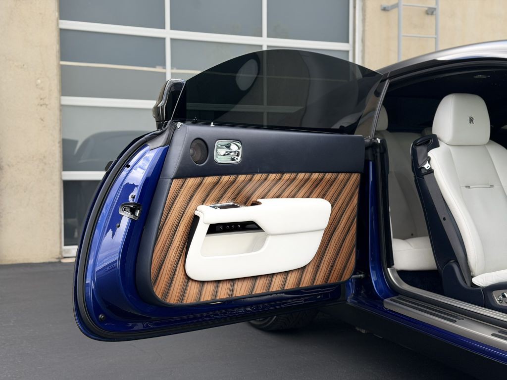 2014 Rolls-Royce Wraith Image 29