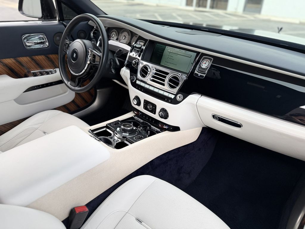 2014 Rolls-Royce Wraith Image 43