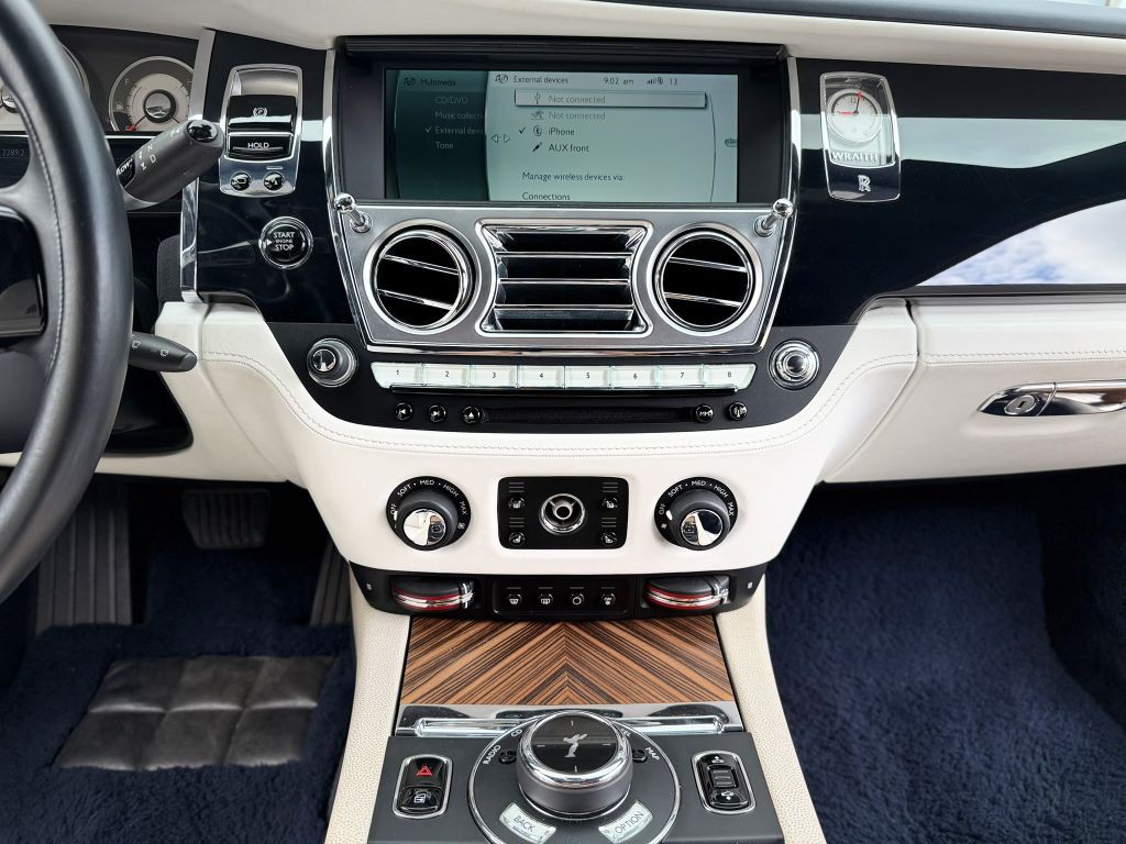 2014 Rolls-Royce Wraith Image 52