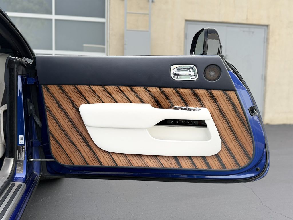 2014 Rolls-Royce Wraith Image 56