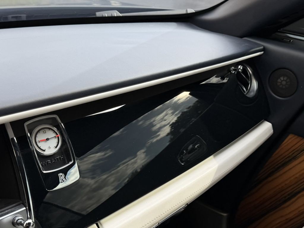 2014 Rolls-Royce Wraith Image 61