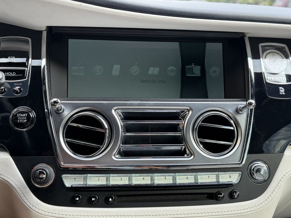 2014 Rolls-Royce Wraith Image 62