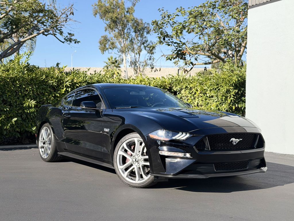 2020 Ford Mustang Image 1