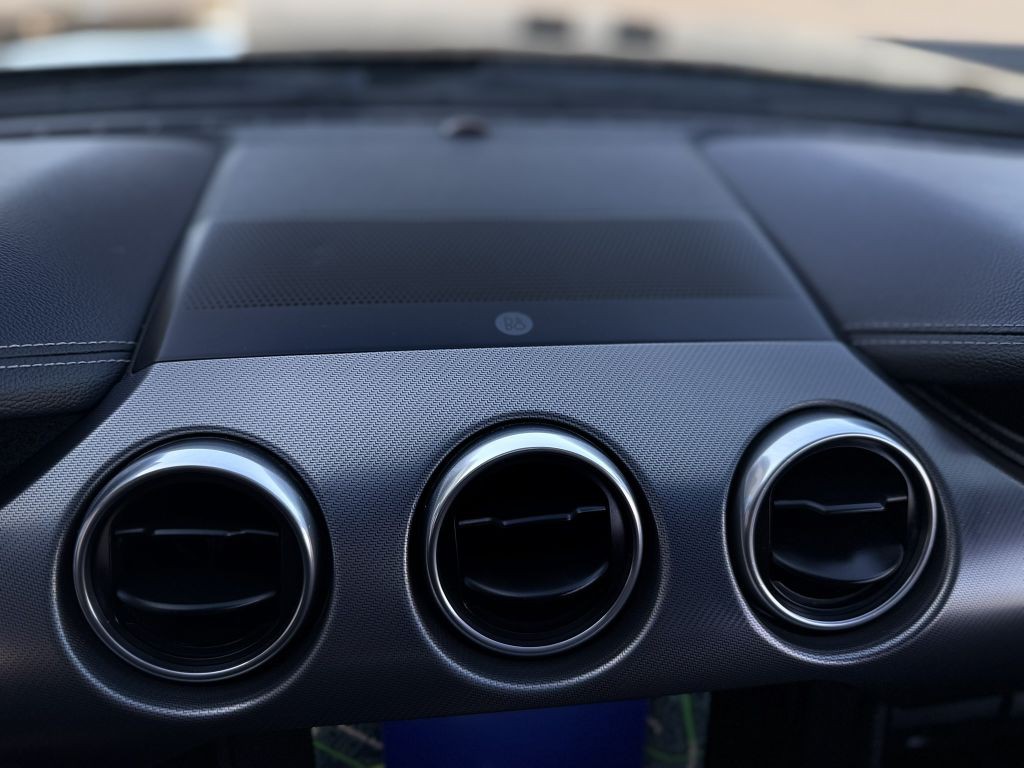 2020 Ford Mustang Image 31