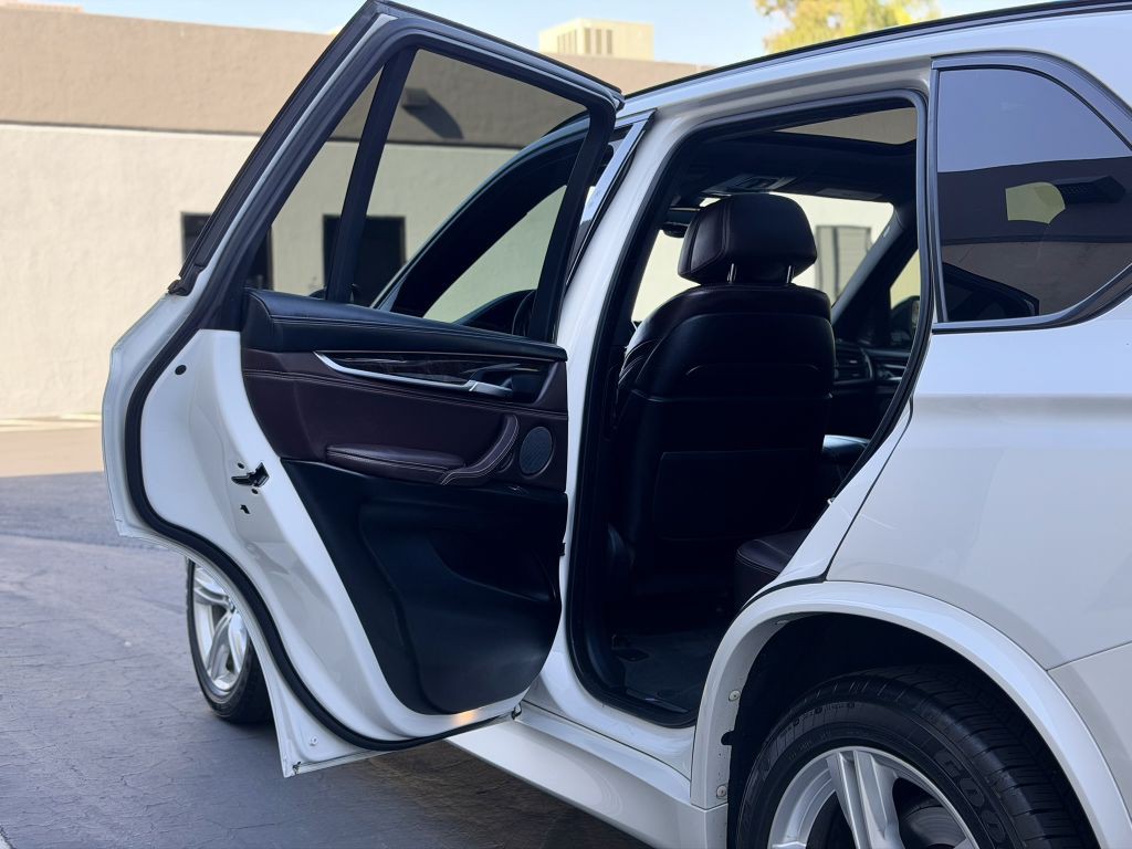 2016 BMW X5 Image 18