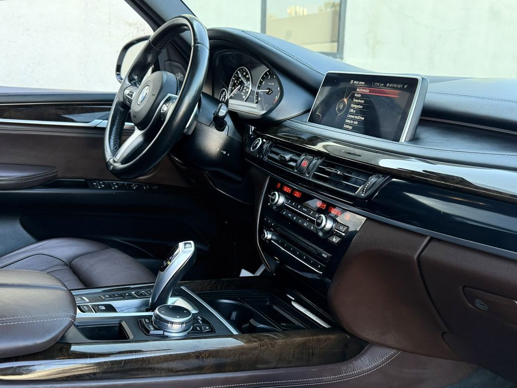 2016 BMW X5 Image 28