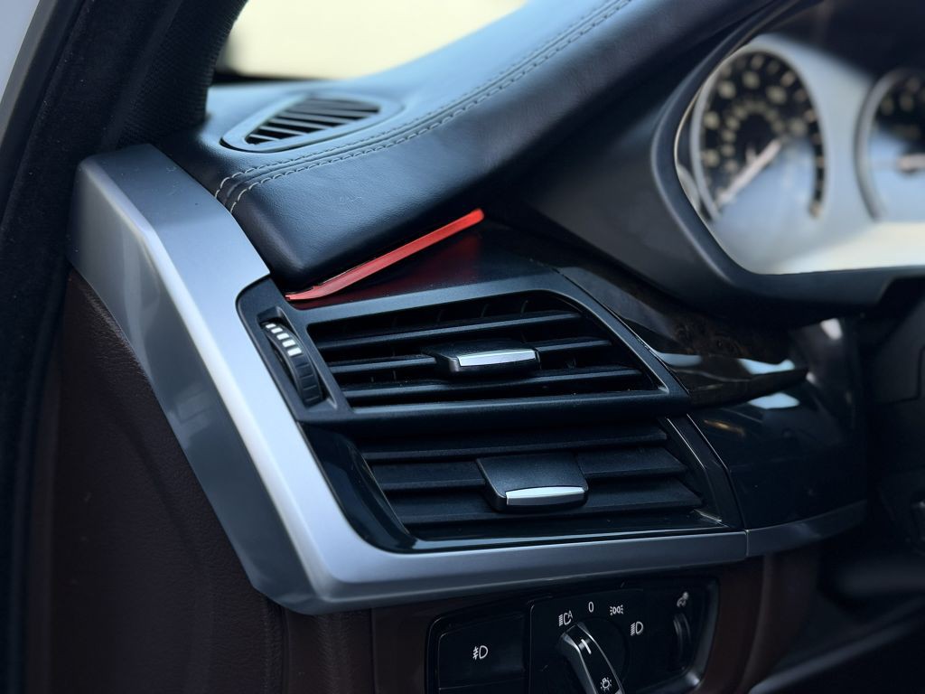 2016 BMW X5 Image 29