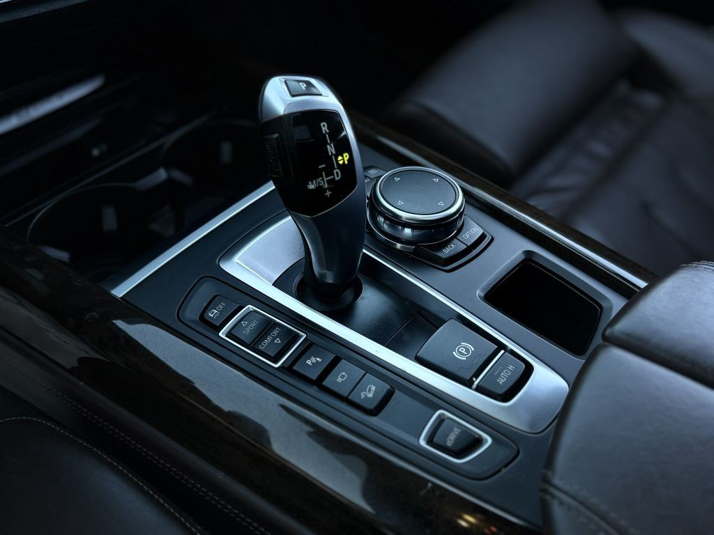 2016 BMW X5 Image 37