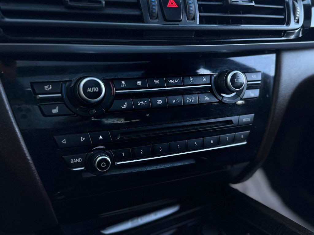 2016 BMW X5 Image 38