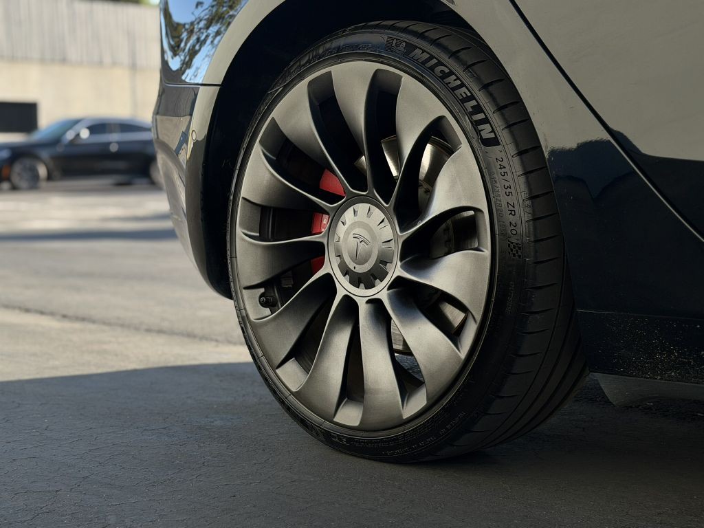 2022 Tesla Model 3 Image 15