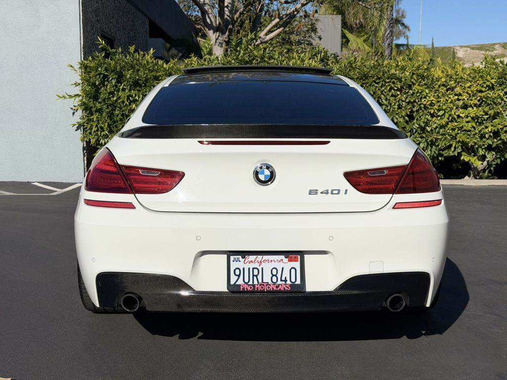 2012 BMW 6 Series Image 9