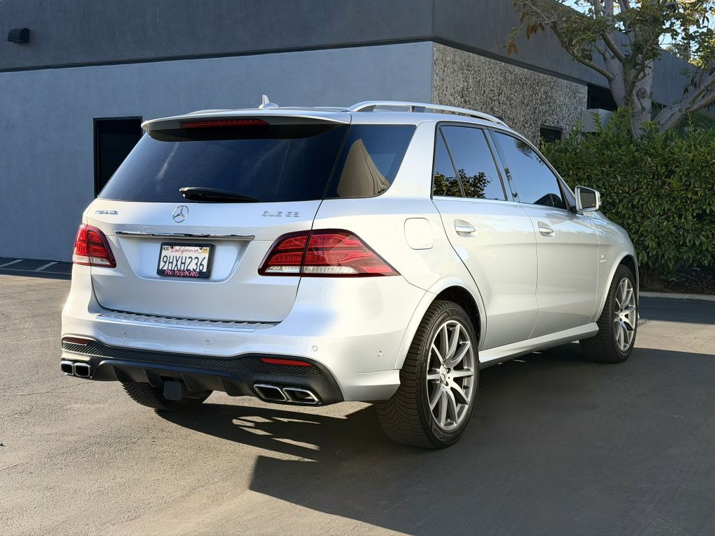 2017 Mercedes-Benz GLE-Class Image 12