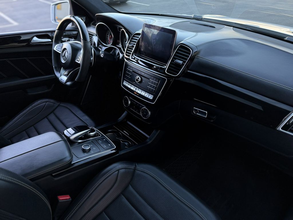 2017 Mercedes-Benz GLE-Class Image 34