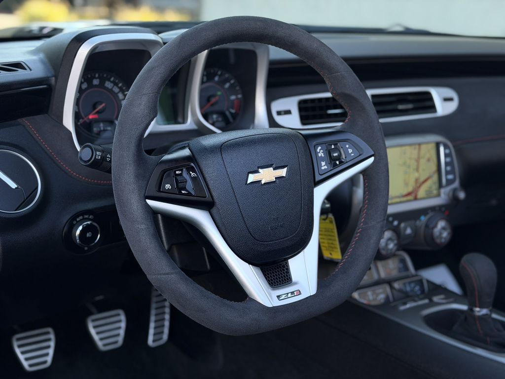 2013 Chevrolet Camaro Image 20