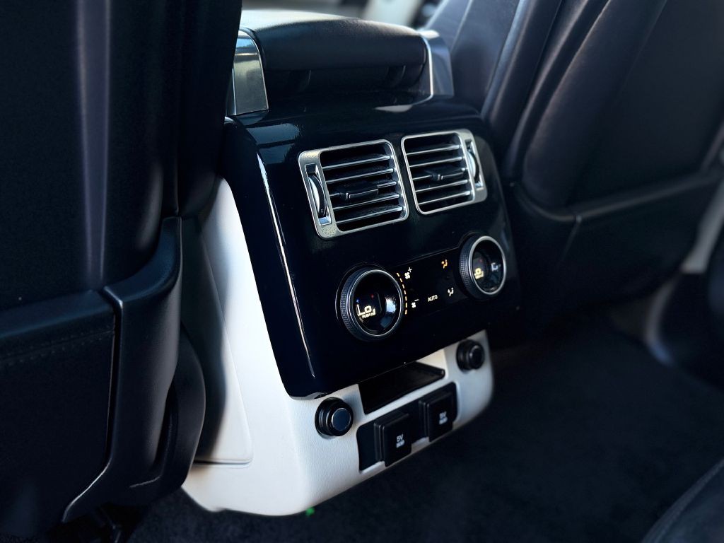 2019 Land Rover Range Rover Image 18