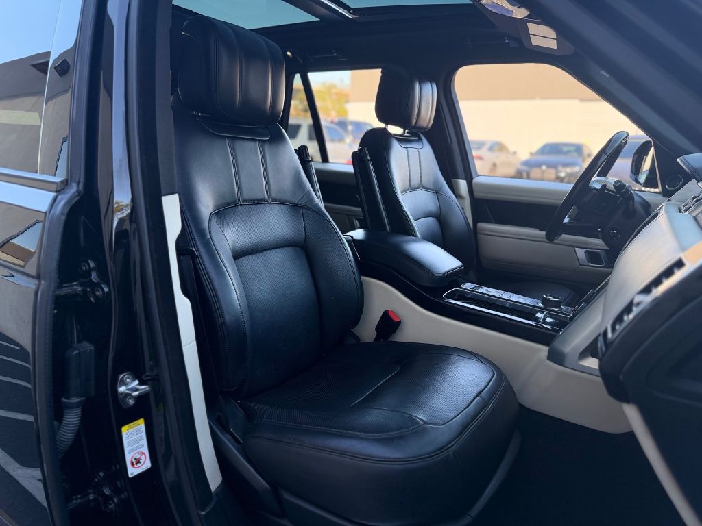 2019 Land Rover Range Rover Image 21