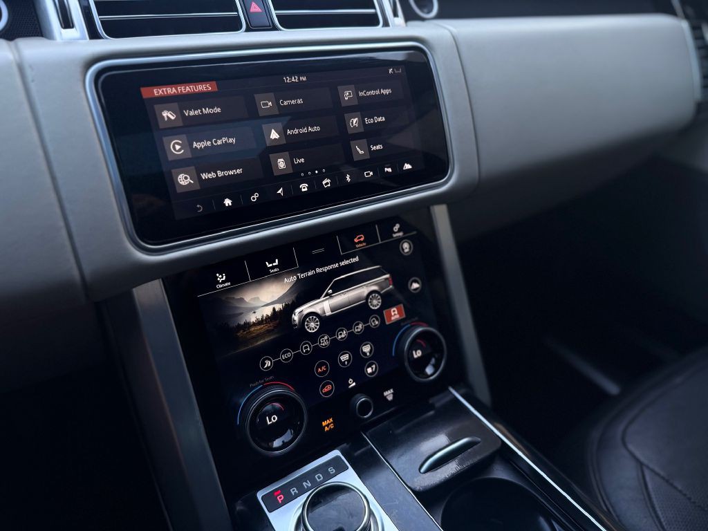 2019 Land Rover Range Rover Image 24